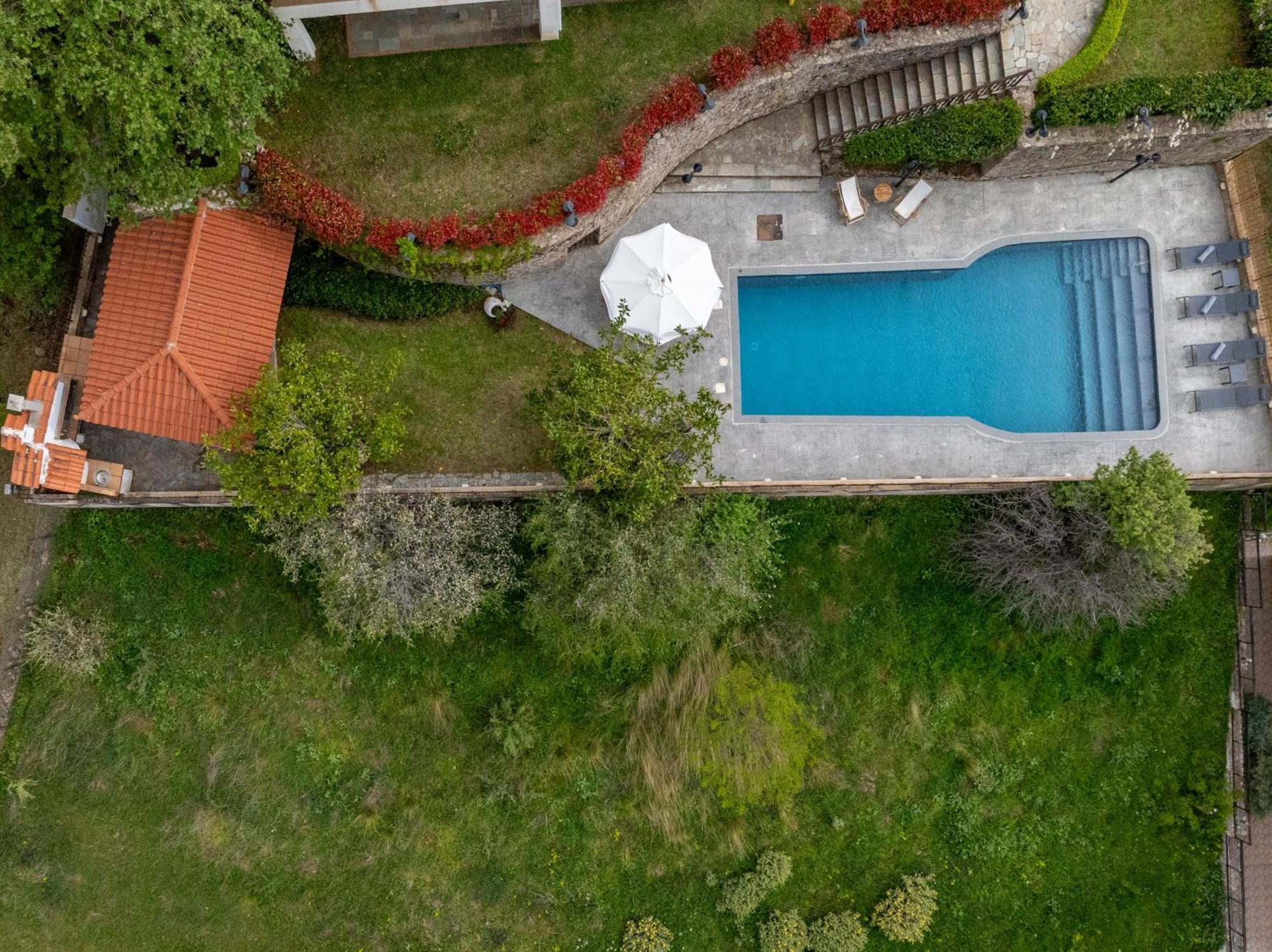 Traditional Luxury Villa Armonia エギオ エクステリア 写真