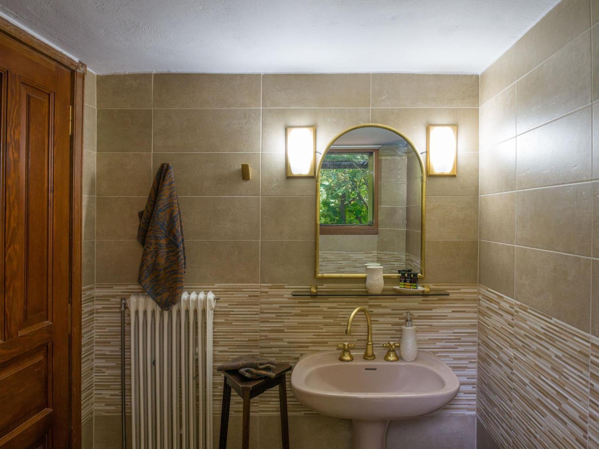 Traditional Luxury Villa Armonia エギオ エクステリア 写真