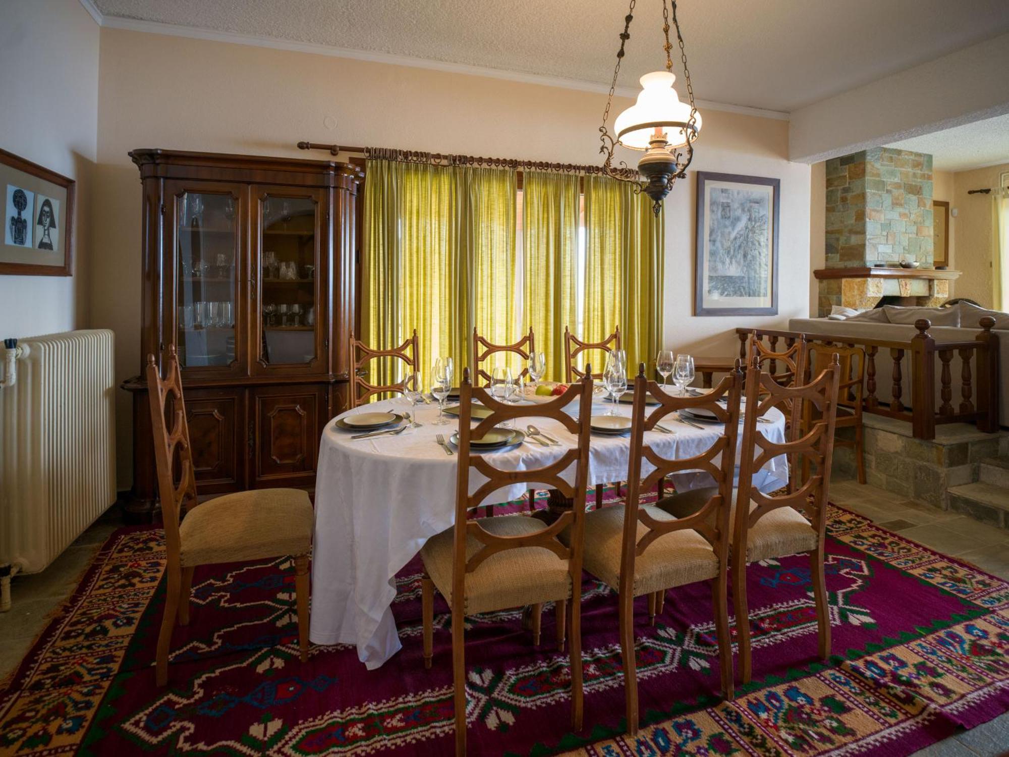 Traditional Luxury Villa Armonia エギオ エクステリア 写真