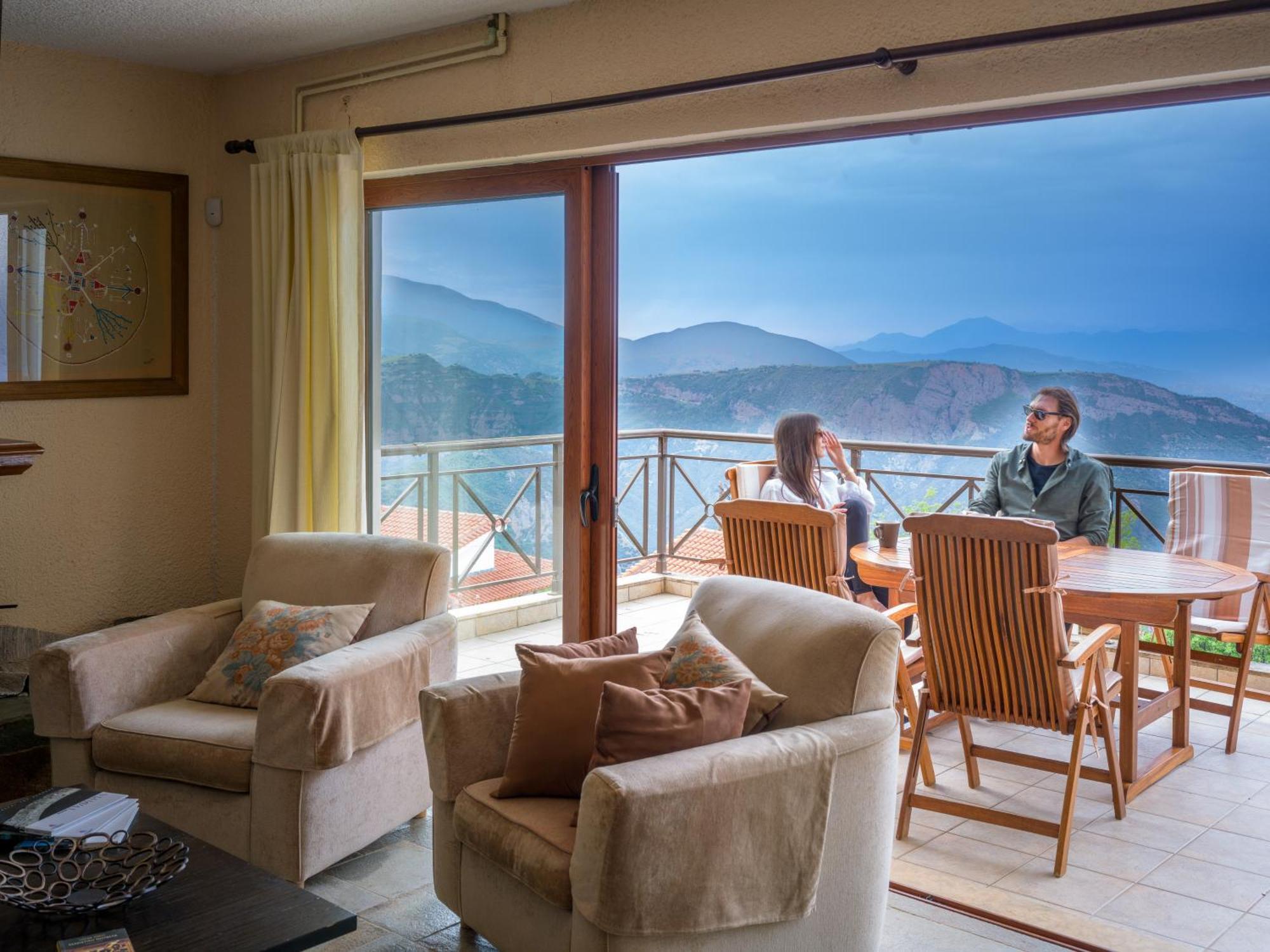 Traditional Luxury Villa Armonia エギオ エクステリア 写真